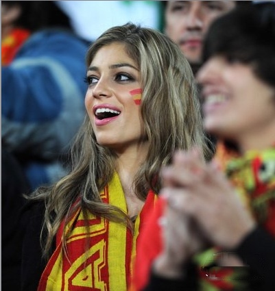 belle-Supportrice-espagne 2